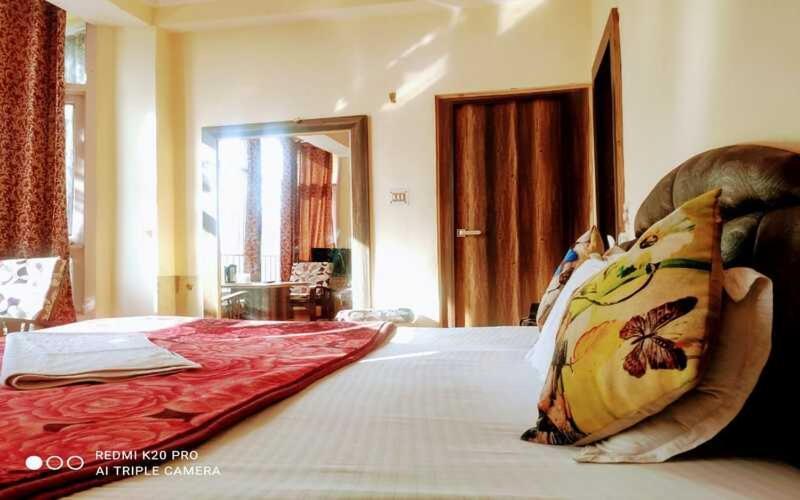 Hotel Le Talbot シムラー エクステリア 写真